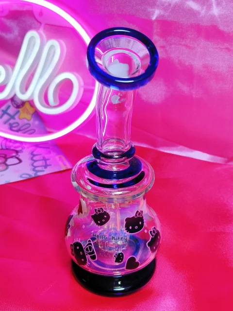 Chic "Hello Kitty" Artisan Glass Bong | Black & Pink Aesthetic