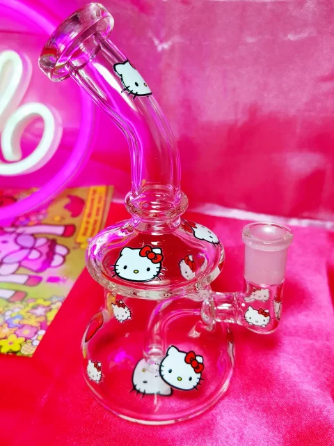 Classic Hello Kitty Head Glass Bong with Red Bow