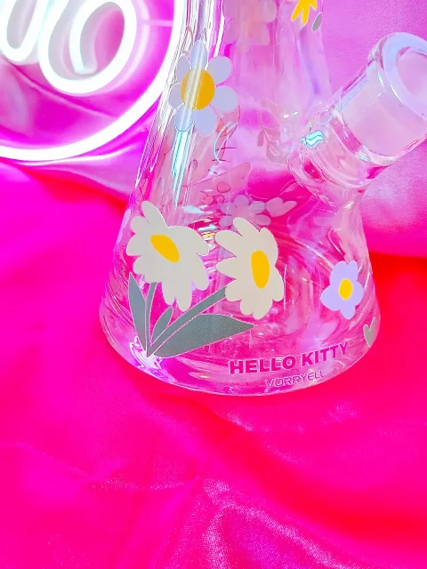 Dreamy Angel Love Hello Kitty Sparkle Bong