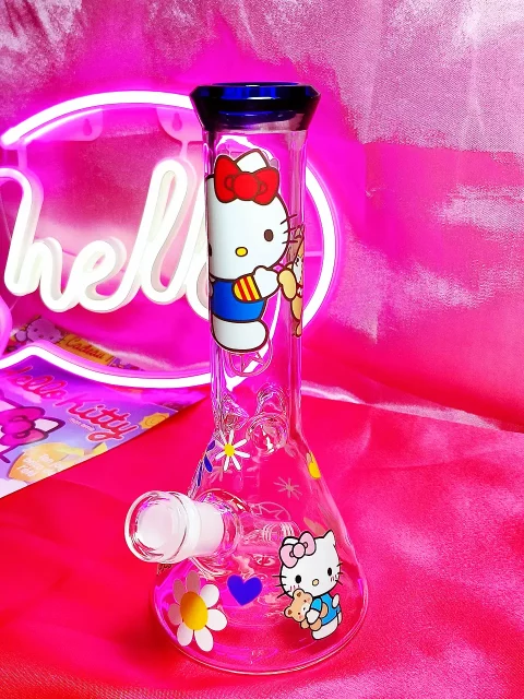 Playful Hello Kitty & Little Bear Glass Bong