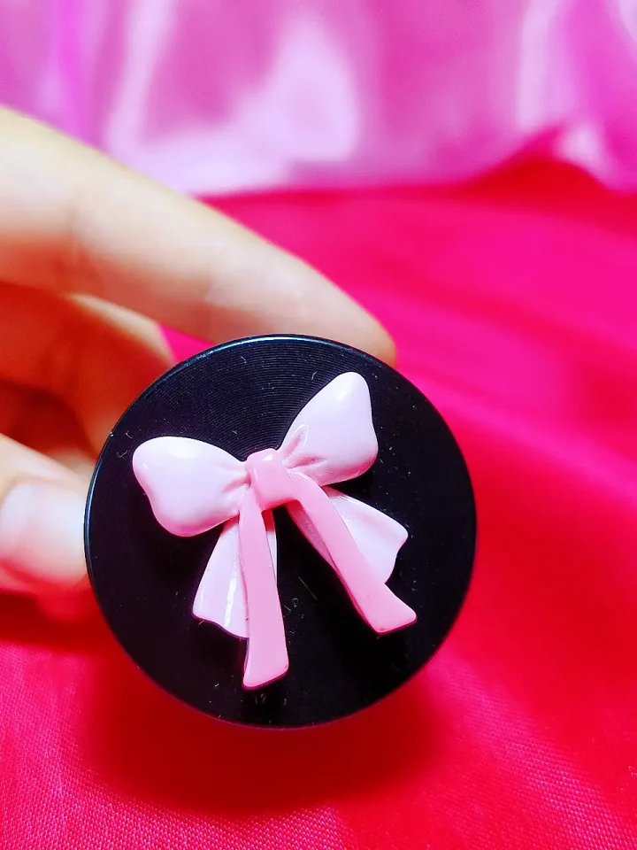 Chic Pink Bow Herb Grinder - Elegant Black with Sweet Accent