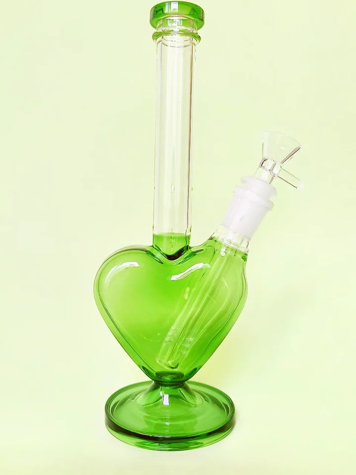 Green Heart Base Glass Bong