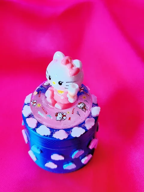 Hello Kitty Cloud Dreams Herb Grinder