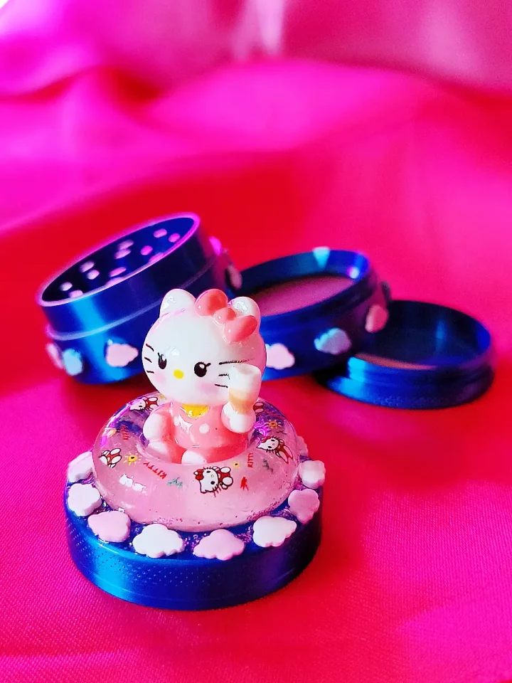 Hello Kitty Cloud Dreams Herb Grinder