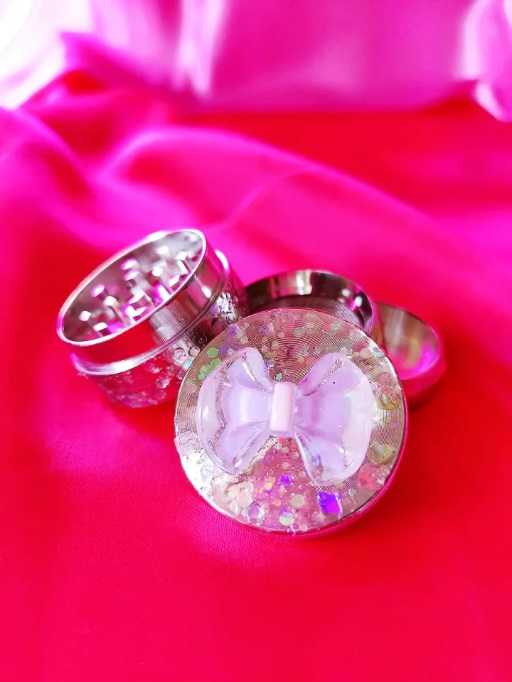 Iridescent Glitter Bow Herb Grinder