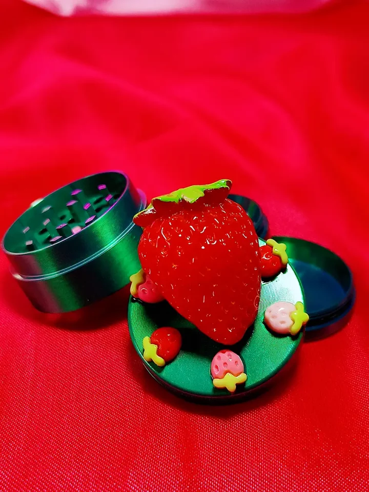 Sweet Strawberry Patch Herb Grinder