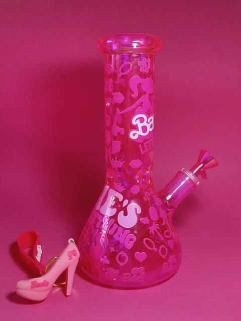 Hot Pink Barbie Dreamhouse Sparkling Bong - Image 4