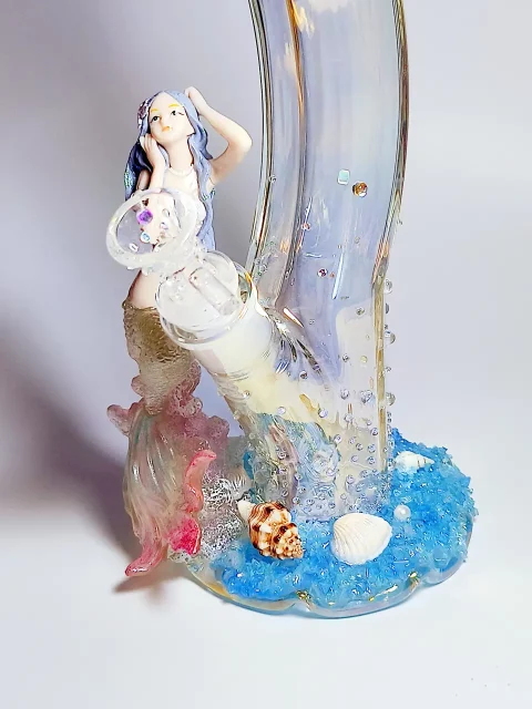 Ocean Mermaid Glitter Curve Glass Bong
