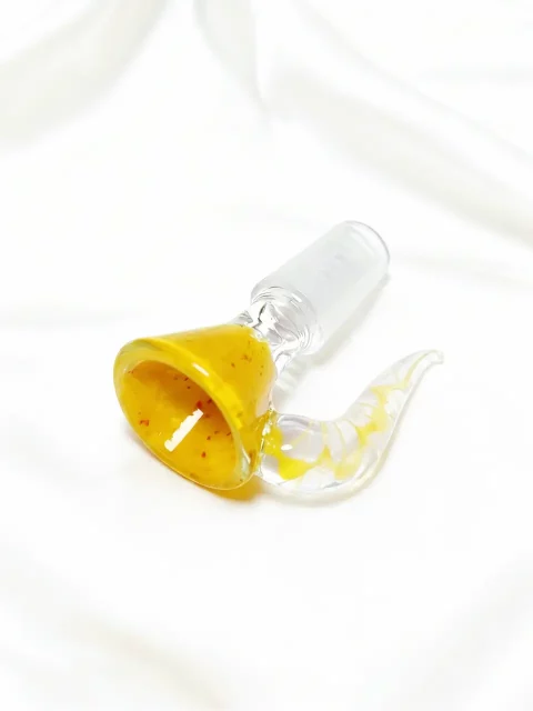 14mm Lava-Inspired Glass Bong Piece | The Molten Ember Bowl 14mm Lava-Inspired Glass Bong Piece | The Molten Ember Bowl