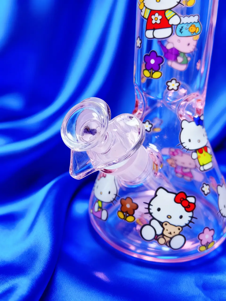 Pink Hello Kitty All Around Beaker Glass Bong | Sweet & Shiny