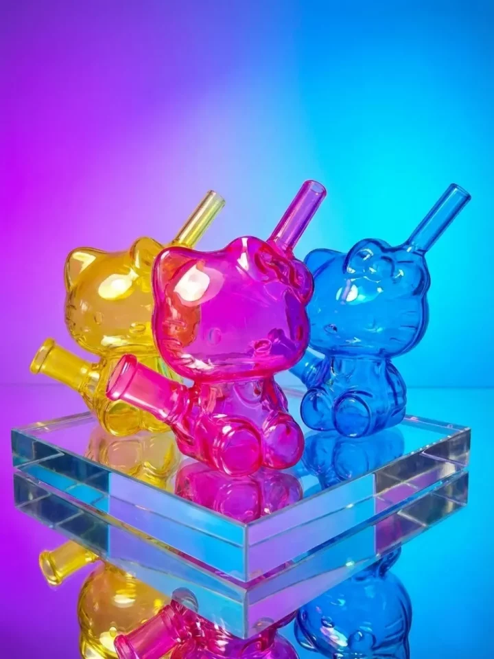 3D Hello Kitty Shape Glass Bubbler Bong | Neon Trendsetter