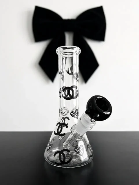 Luxury Chanel-Inspired Beaker Glass Bong Chic Noir