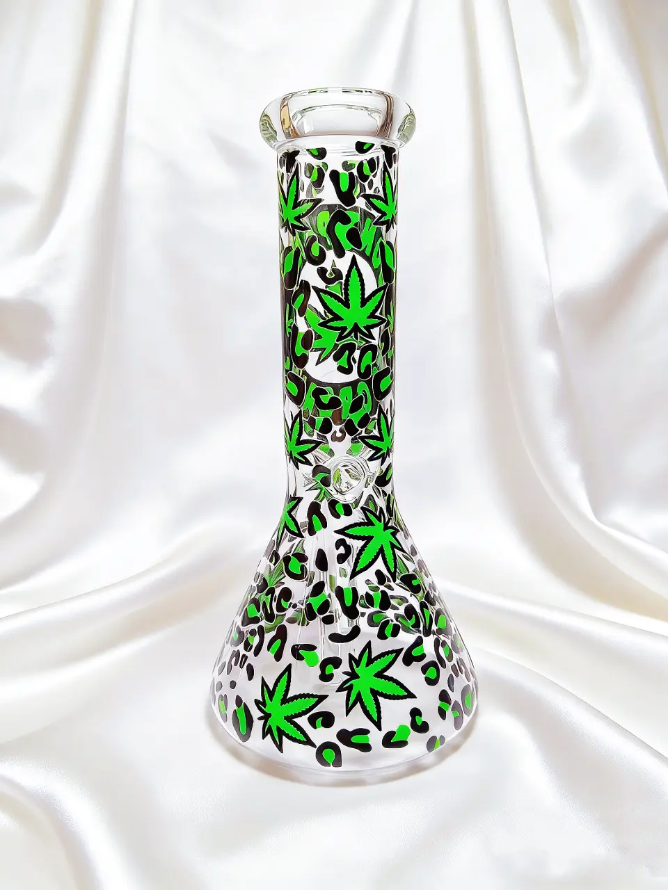 “It’s Organic” Leopard Beaker Glass Bong | Jungle Rules