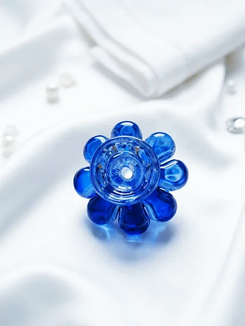14mm-3d-sunflower-glass-bong-piece-blue 14mm-3d-sunflower-glass-bong-piece