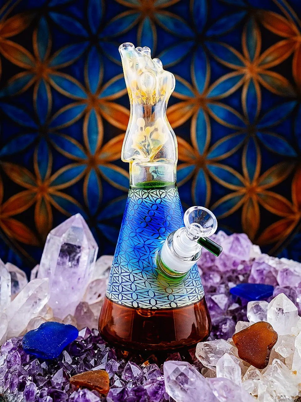 Venus Torso Gradient Beaker Glass Bong Earth Goddess