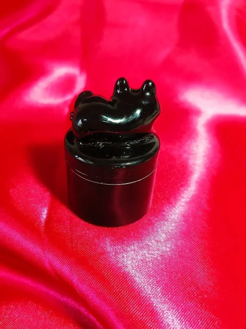 Lazy Kitty Herb Grinder | Adorable Lounging Black Cat Lazy Kitty Herb Grinder | Adorable Lounging Black Cat