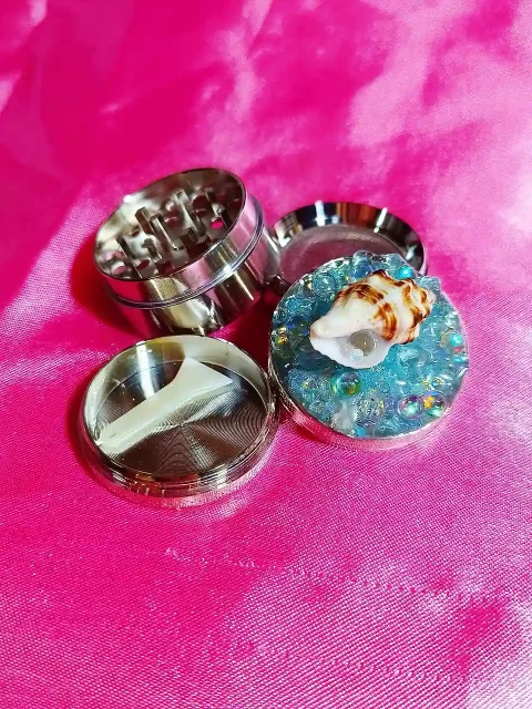 🌊 Ocean Shell Sea Blue Mini Grinder 🌊 Ocean Shell Sea Blue Mini Grinder