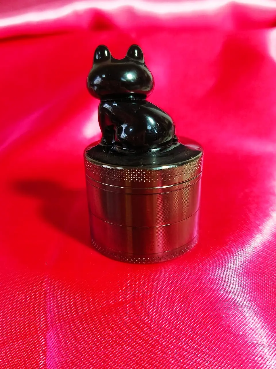 Sitting Kitty Herb Grinder | Cute Black Cat Companion