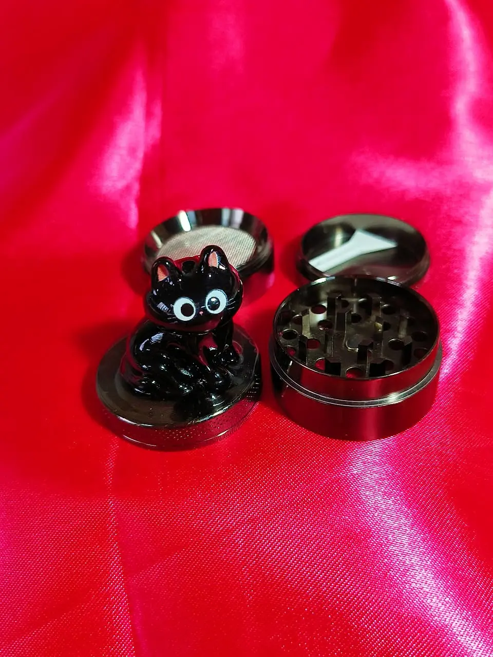 Sitting Kitty Herb Grinder | Cute Black Cat Companion