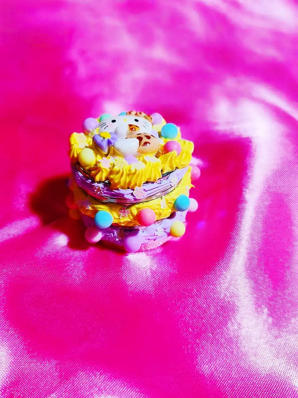 🍭 Sweet Candy Hello Kitty Mini Grinder | 3D Pastel Charm with Playful Magic
