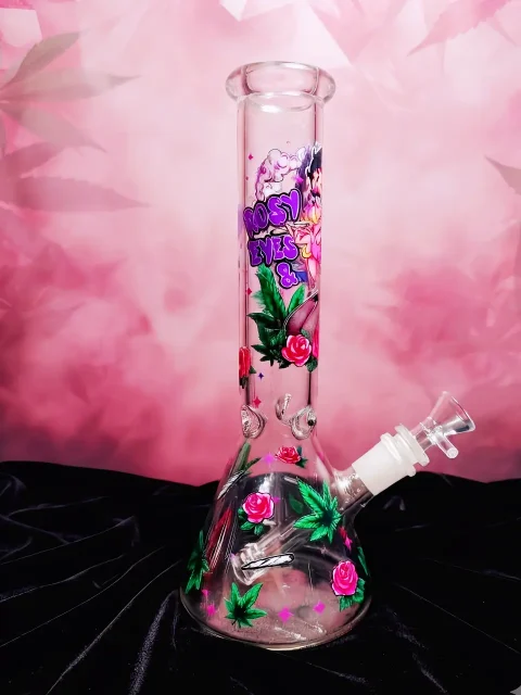 Betty Boop Rose & 420 Leaf Retro Beaker Glass Bong | Vintage Garden Glam Betty Boop Rose & 420 Leaf Retro Beaker Glass Bong | Vintage Garden Glam