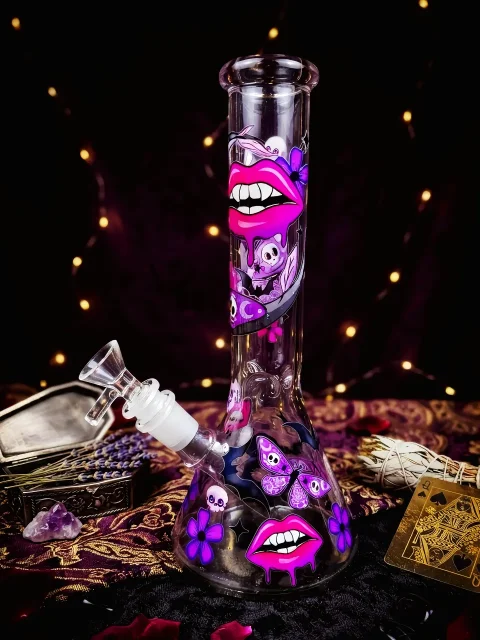 Gothic Lips & Butterfly Beaker Glass Bong | Midnight Romance Gothic Lips & Butterfly Beaker Glass Bong | Midnight Romance