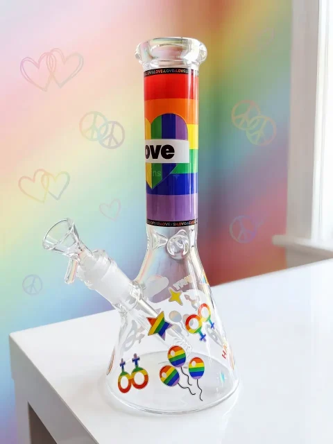 🌈 Pride Rainbow Glass Bong | Love in Color 🌈 Pride Rainbow Glass Bong | Love in Color