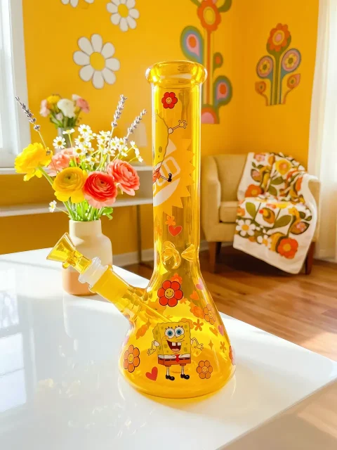 🍍 SpongeBob SquarePants Amber Smiley Glass Bong | Golden Happy Days 🍍 SpongeBob SquarePants Amber Smiley Glass Bong | Golden Happy Days